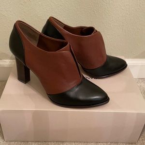 Banana Republic Pippah brown/black bootie